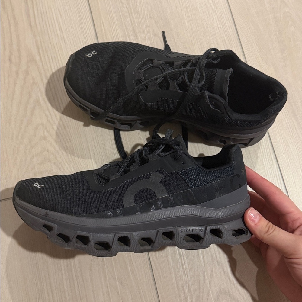 $200 On cloud cloudmonster sneaker - image 2